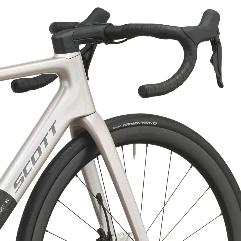 Scott Addict RC 30 Road Bike in Champagne Pink/Carbon Black-4