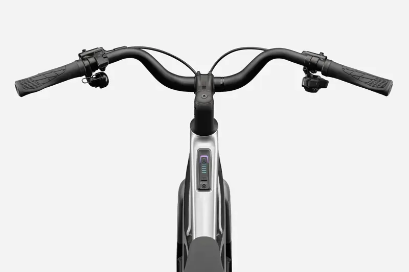 Cannondale FlyingV 1 E-Hybrid Bike in Silver-4