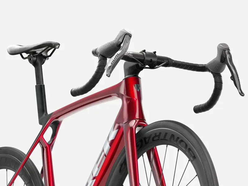 Trek Madone SL 6 AXS Fury Red/Smoke-4
