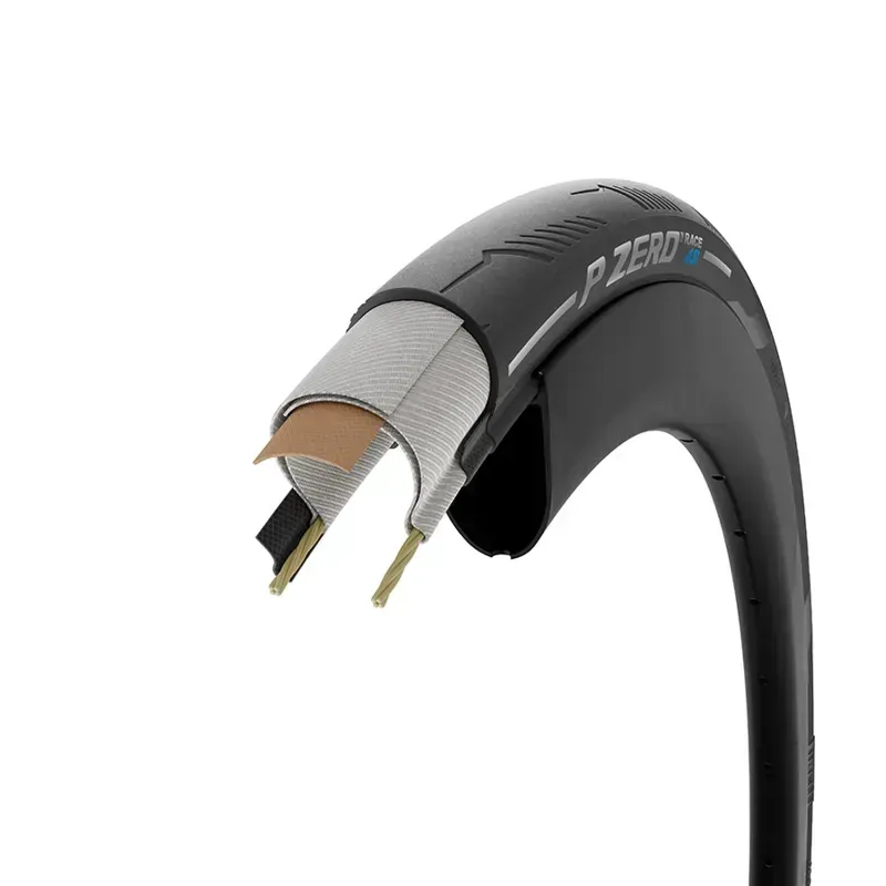 P ZERO Race 4S Black 700x