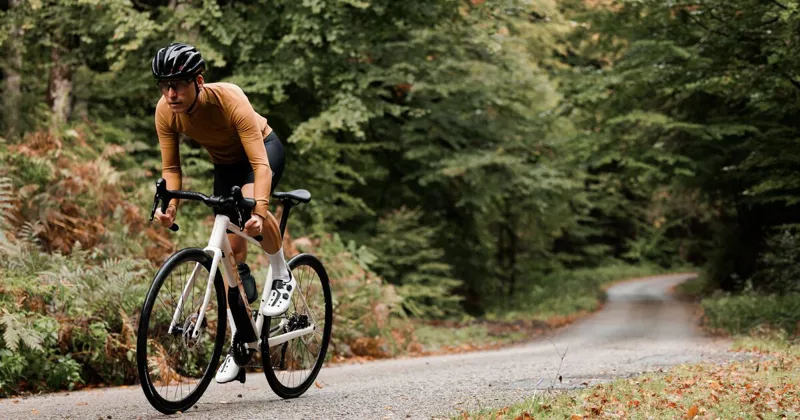 Orbea Avant H30 Ivory White - Titan Bronze -1