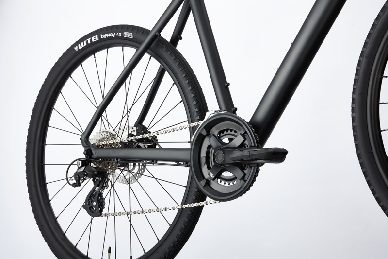 Cannondale Bad Boy 3 Urban Commute Bike in Black-3