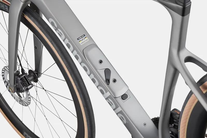 Cannondale Synapse Carbon 2 / Grey-2