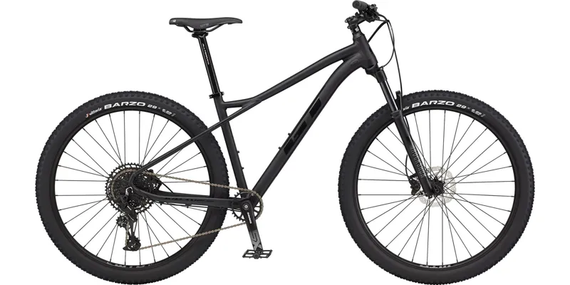 GT Avalanche Expert Mountain Bike in Black