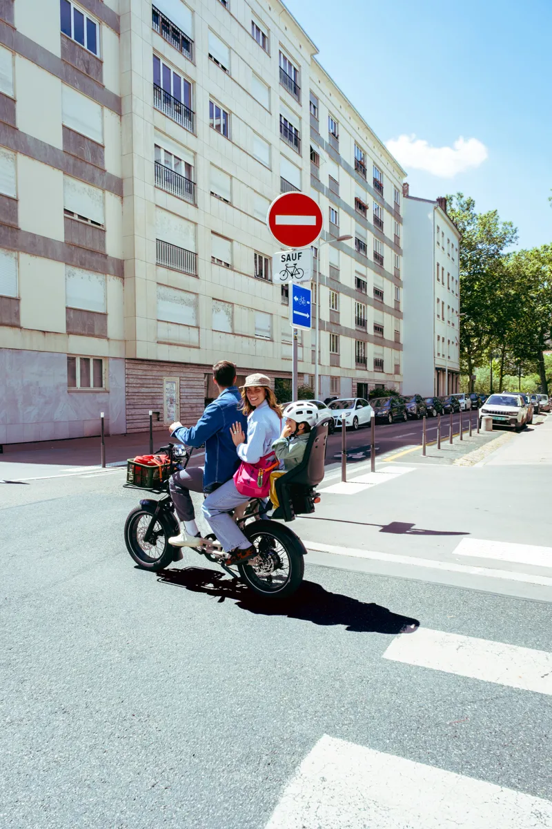 UTO OG200 Passenger/Cargo Bike Dune Sand-4