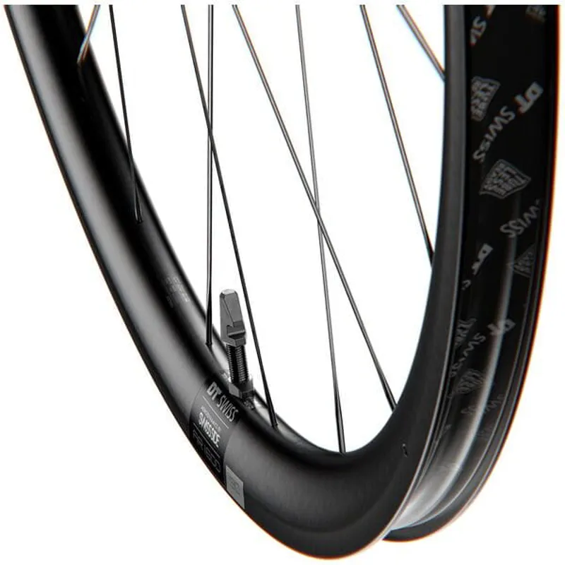 DT Swiss AR1600 30mm C DB FR Black front - 30 mm alloy clincher 12 x 100 mm-3