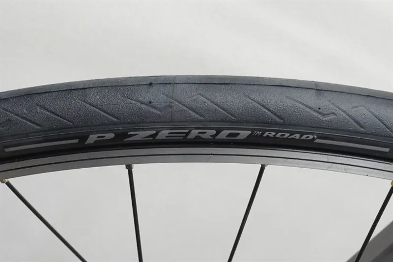 Pirelli P Zero Road -2