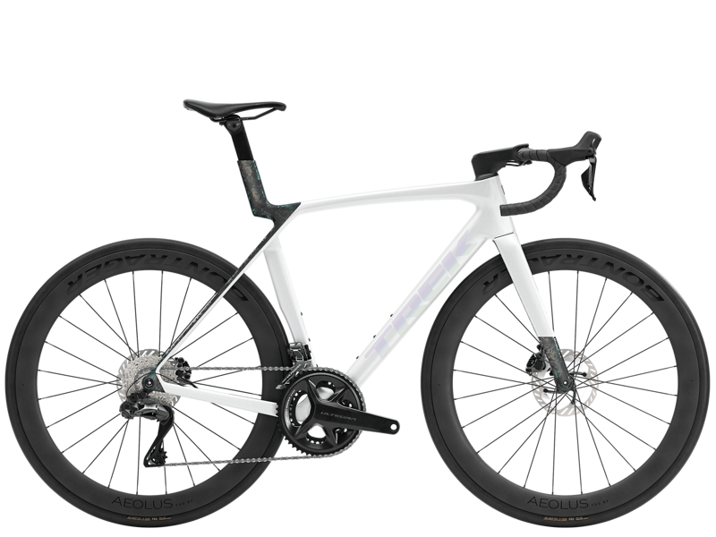 Trek Madone SL 7 Gen 8 Road Bike in Gloss Crystal White/Matte Deep Smoke