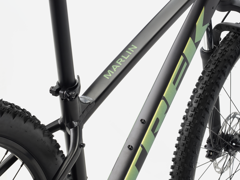 Trek Marlin 4 Gen 3 MTB in Matte Dark Web-4