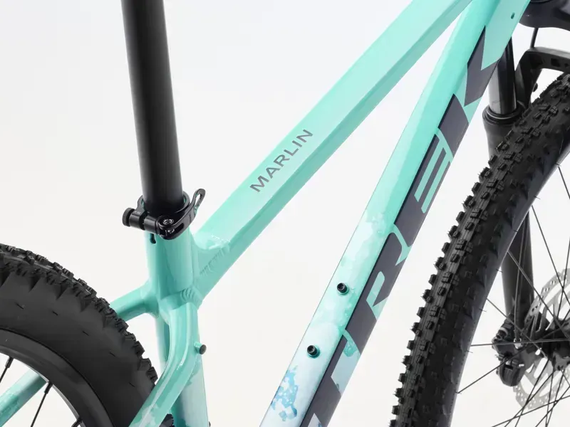 Trek Marlin 5 Gen 3 XC MTB in Miami Green/Dark Aquatic Fade-4
